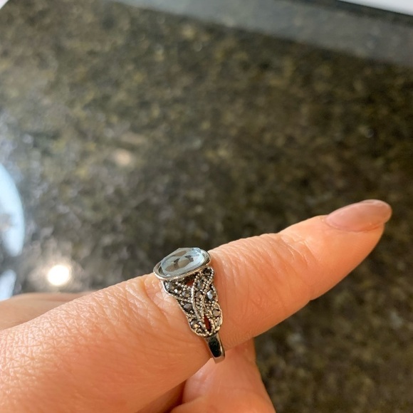 Costume ring - Picture 2 of 3